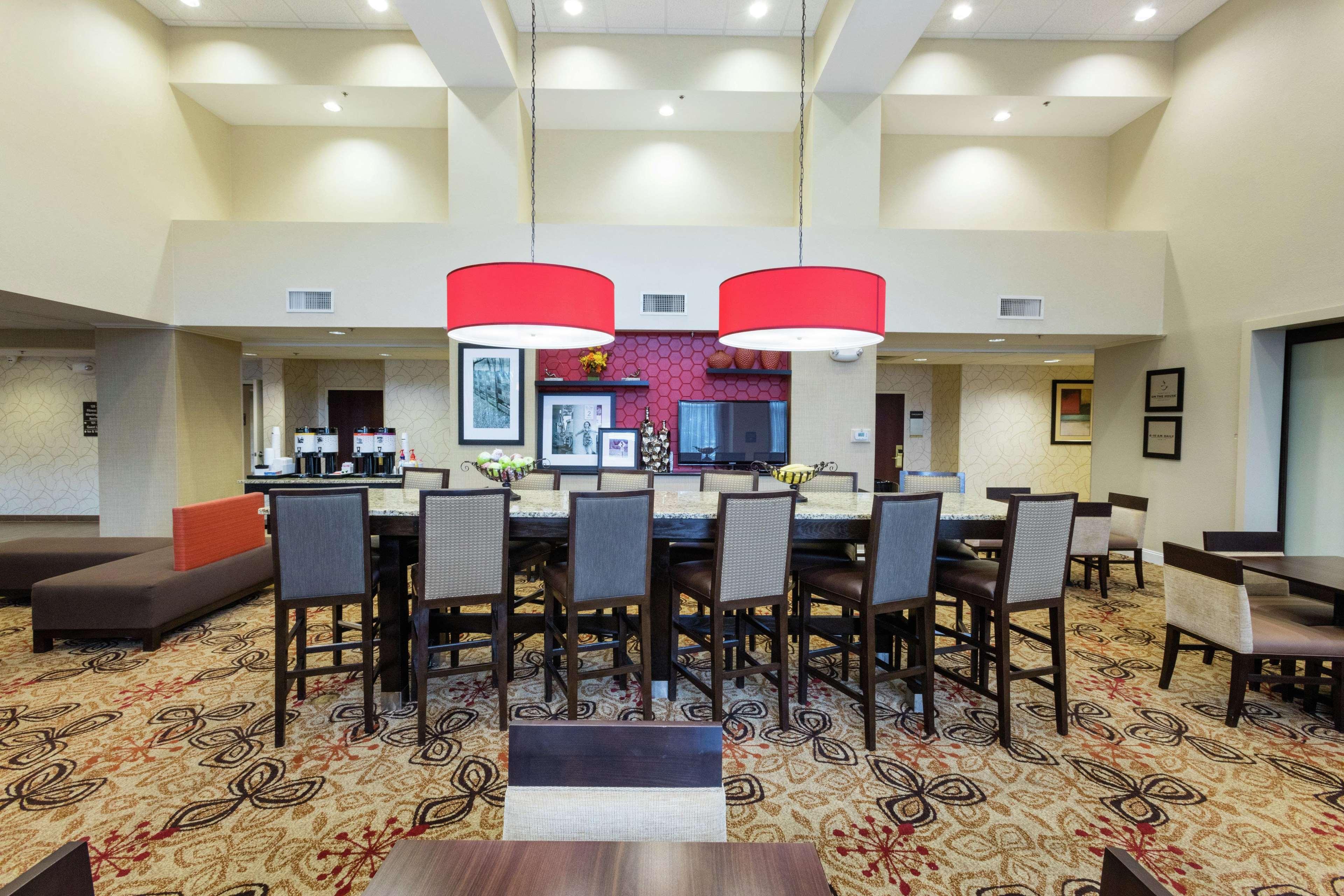 Hampton Inn & Suites Jacksonville-Airport Ngoại thất bức ảnh